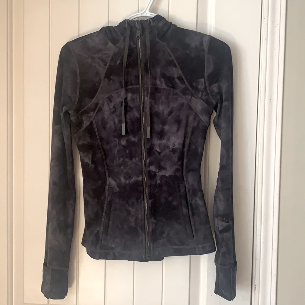 Lululemon sweater